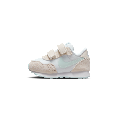 Nike MD Valiant