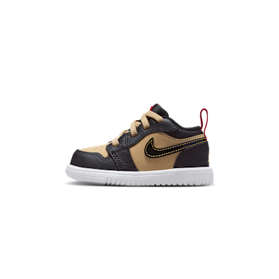 Jordan 1 Low Alt SE