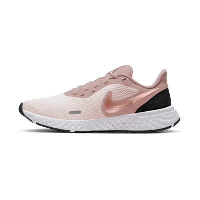 Nike Revolution 5