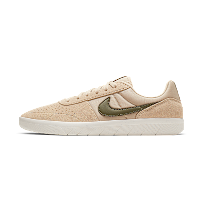 Nike SB Team Classic