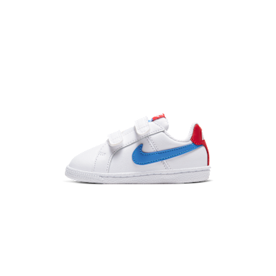Nike Court Royale