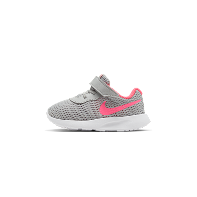 Nike Tanjun