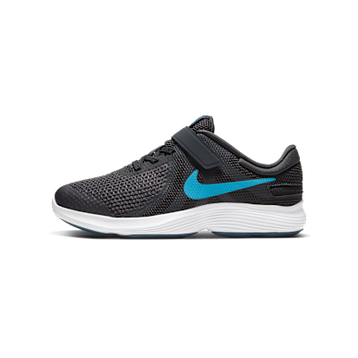 Nike Revolution 4 FlyEase 4E