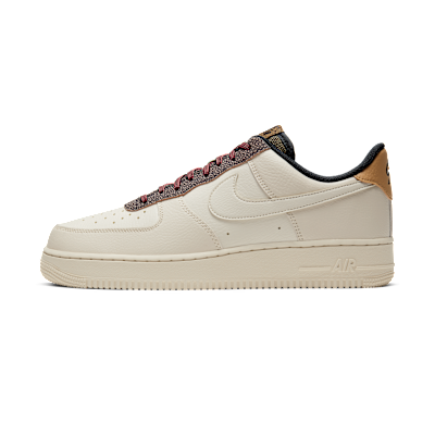 Nike Air Force 1 '07 LV8