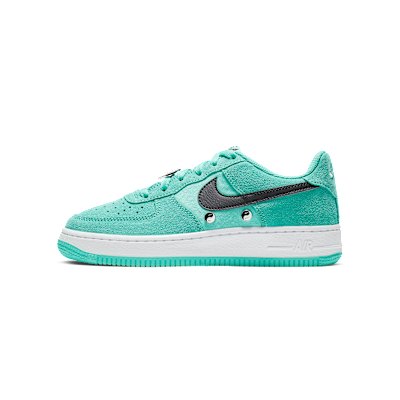 Nike Air Force 1 LV8