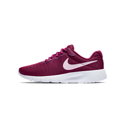 Nike Tanjun