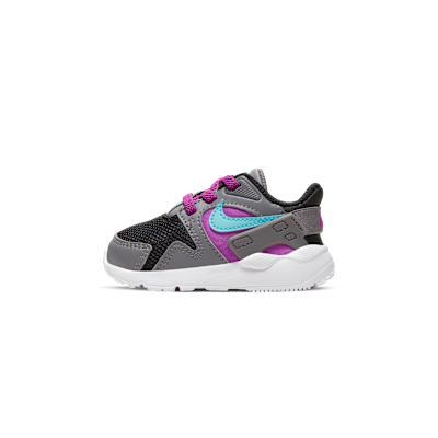 Nike LD Victory