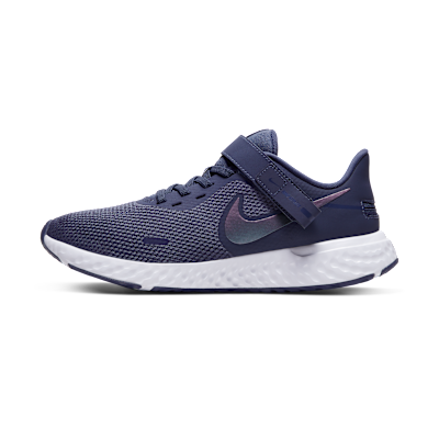 Nike Revolution 5 FlyEase
