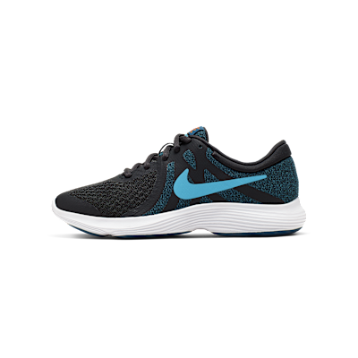 Nike Revolution 4