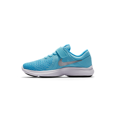 Nike Revolution 4