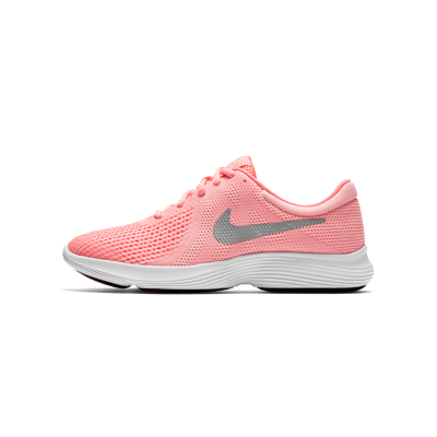 Nike Revolution 4