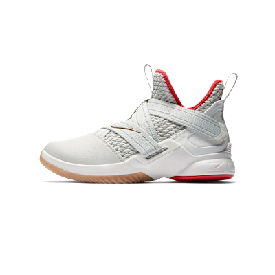 LeBron Soldier XII
