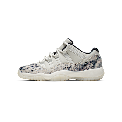 Air Jordan 11 Retro Low LE