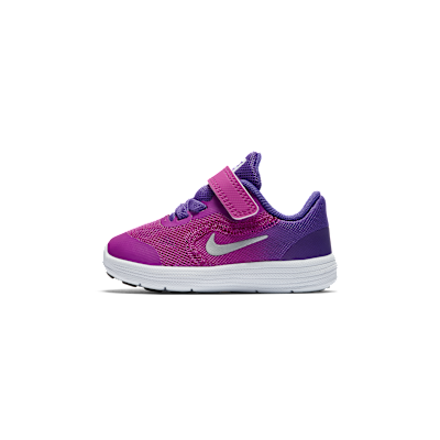 Nike Revolution 3