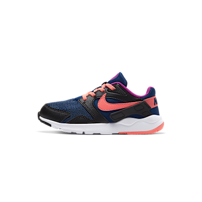 Nike LD Victory