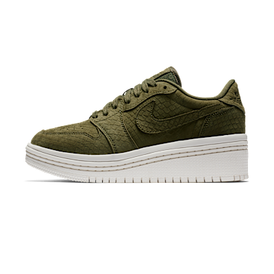 Air Jordan 1 Retro Low Lifted