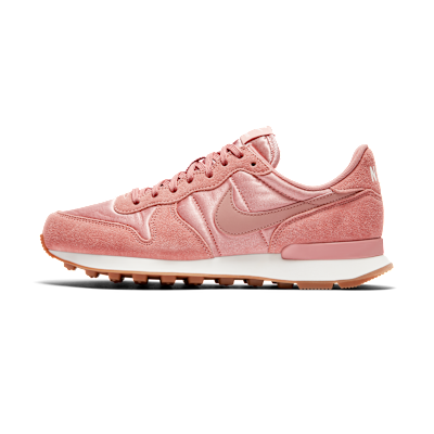 Nike Internationalist
