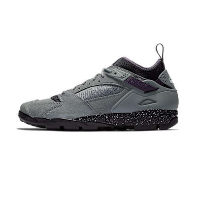 Nike ACG Air Revaderchi