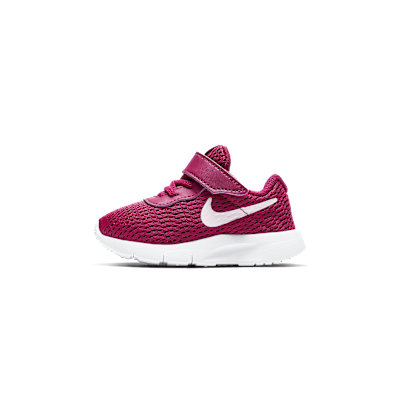 Nike Tanjun