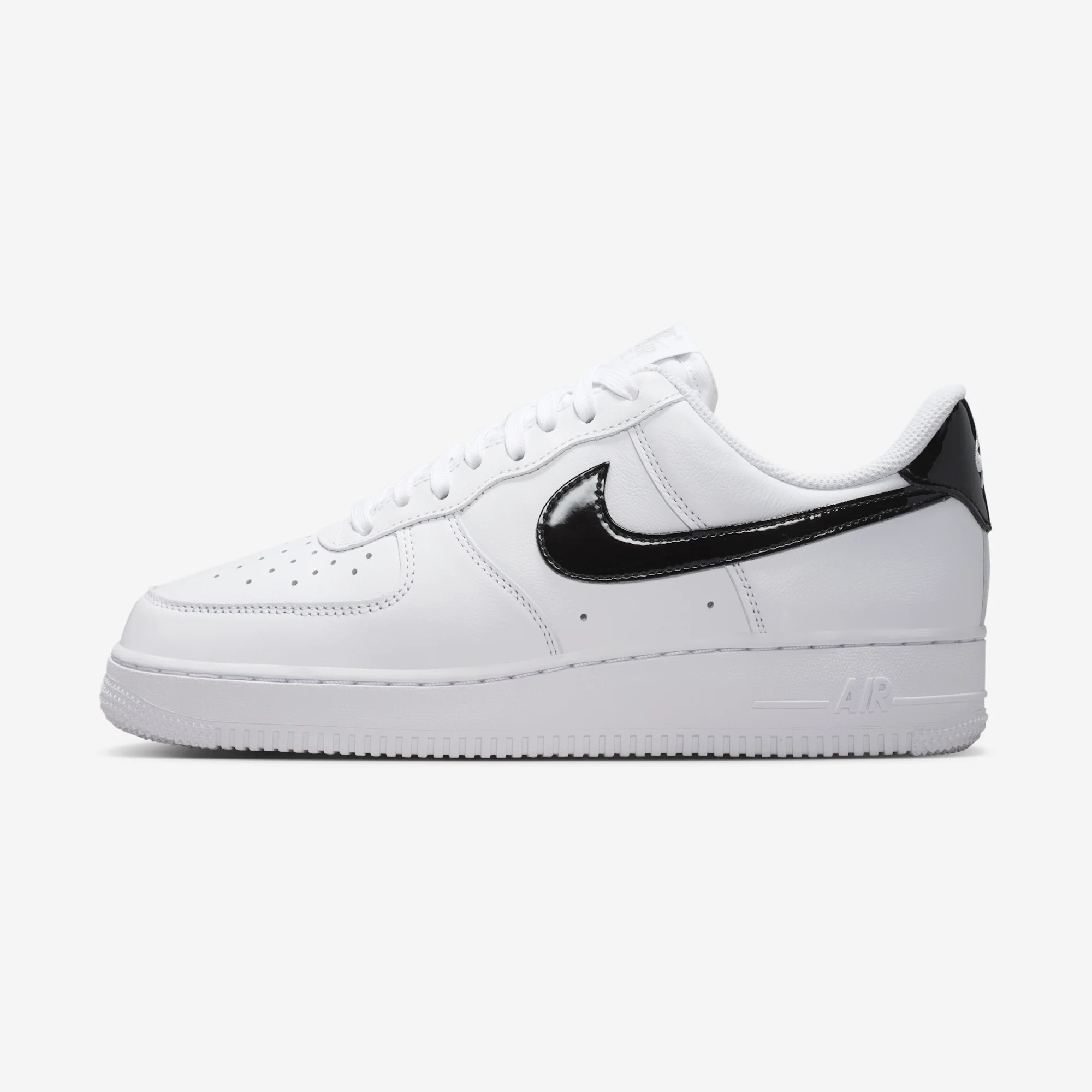 Nike Air Force 1 Low SE "White & Black"