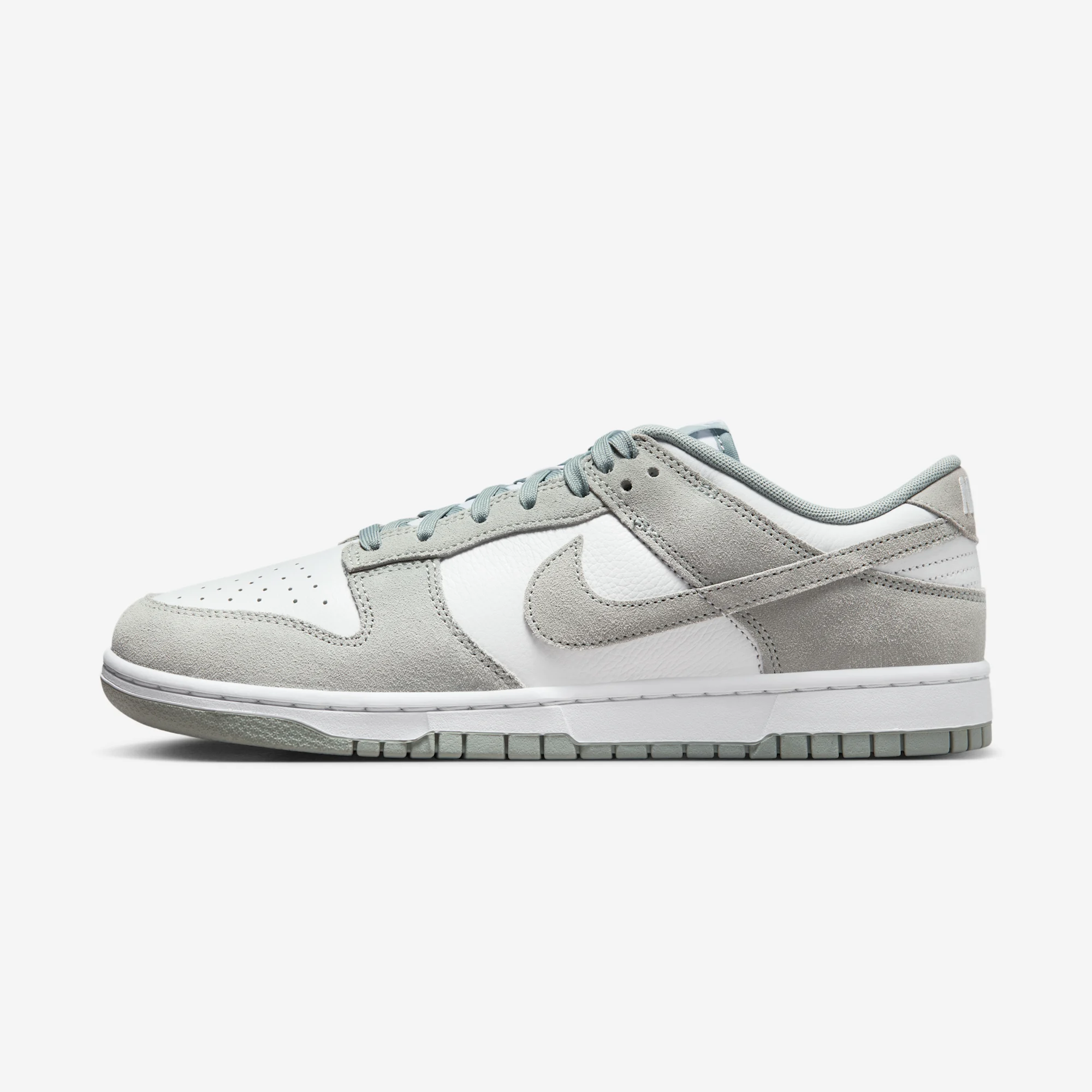 Nike Dunk Low Retro SE "White / Light Pumice" White/Light Pumice