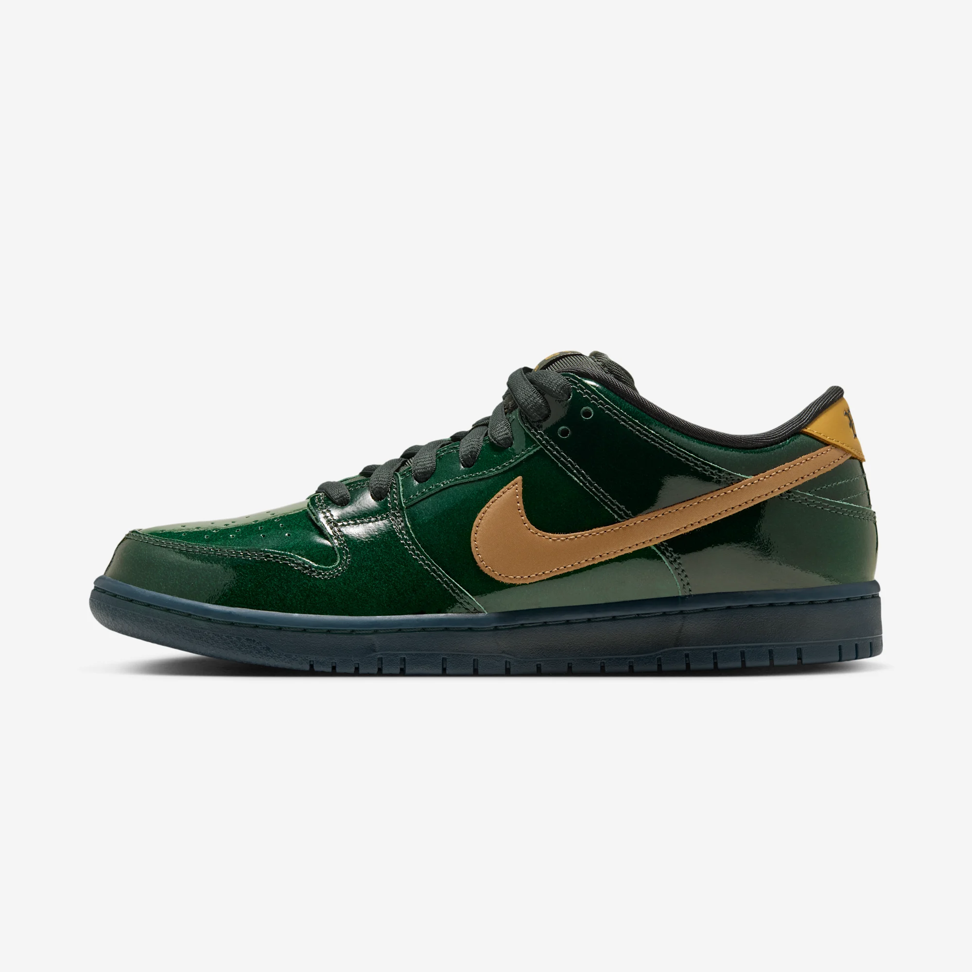 Nike SB Dunk Low Pro Premium "Black Spruce"