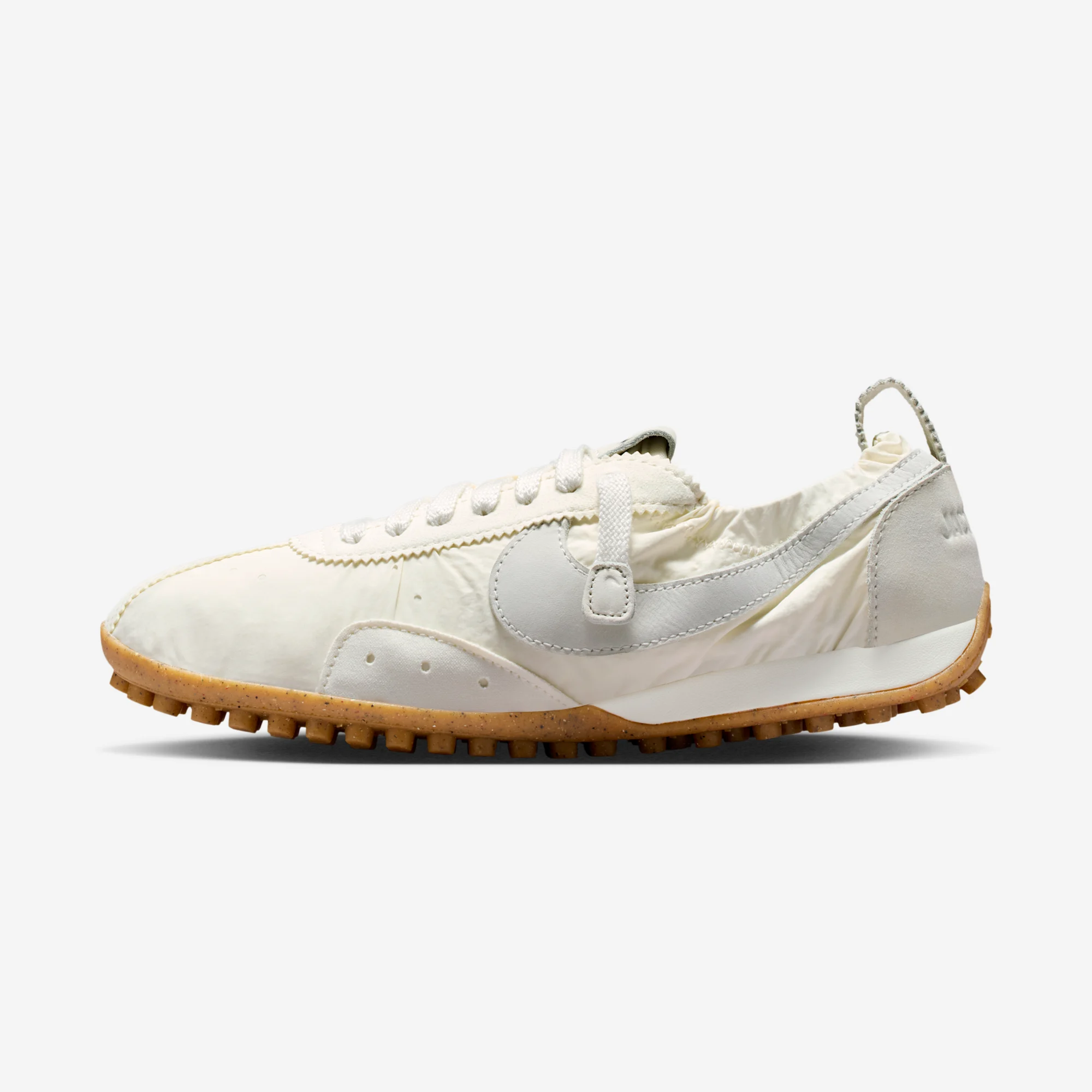 Jacquemus x Nike Jacumoon Shoe SP "Soft Pearl" Soft Pearl/Sail/Sail
