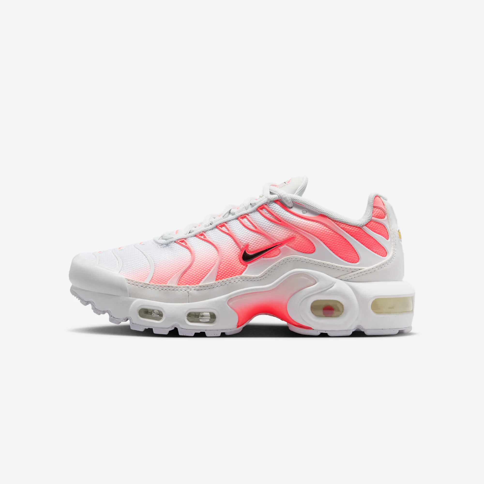 Nike Air Max Plus GS "Hot Lava" White/Black/Off White/Hot Lava