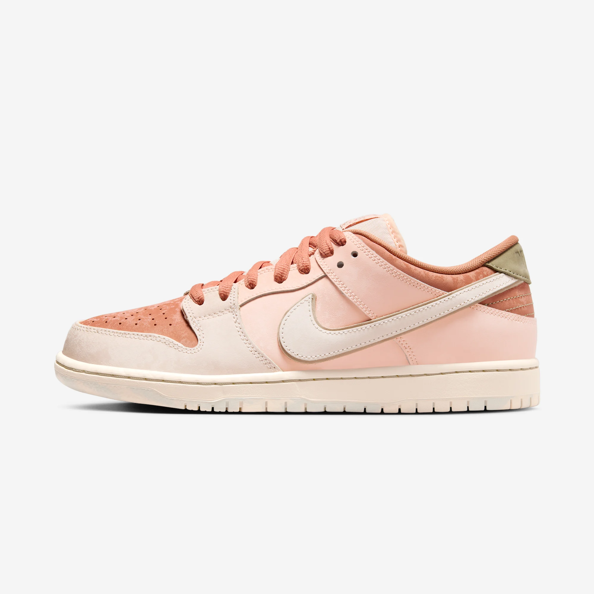 Nike SB Dunk Low Pro Premium "Trocadéro Gardens" Amber Brown/Guava Ice/Crimson Tint/Hemp/Neutral Olive/Pale Ivory
