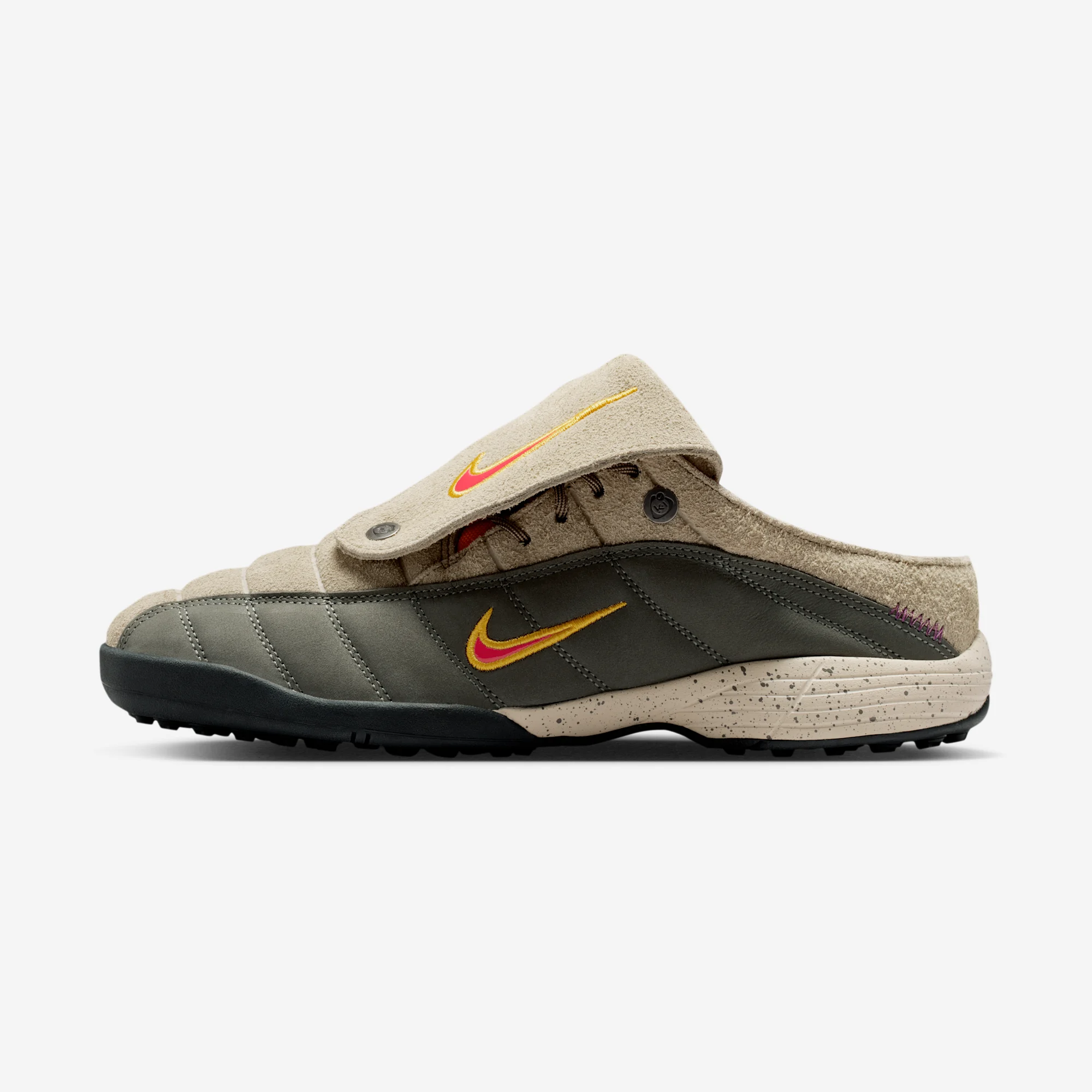 Kids of Immigrants x Nike Total 90 Mule SP "Khaki"