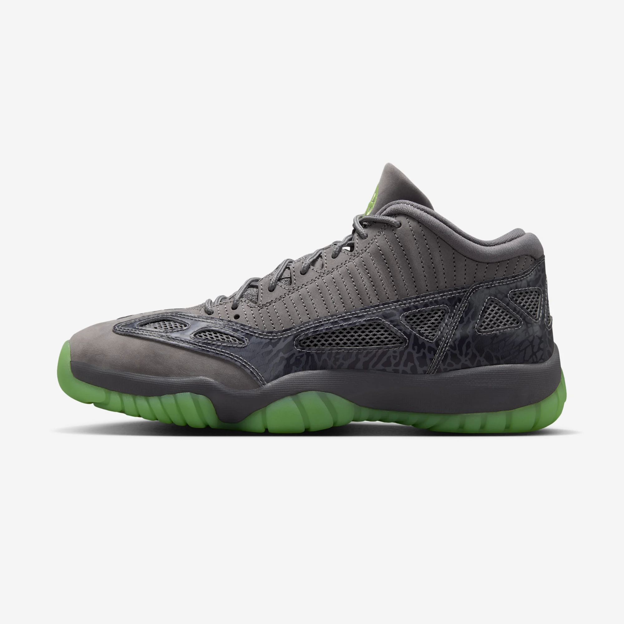 Quai 54 x Air Jordan 11 IE "Gunsmoke" Gunsmoke/Multi-Color