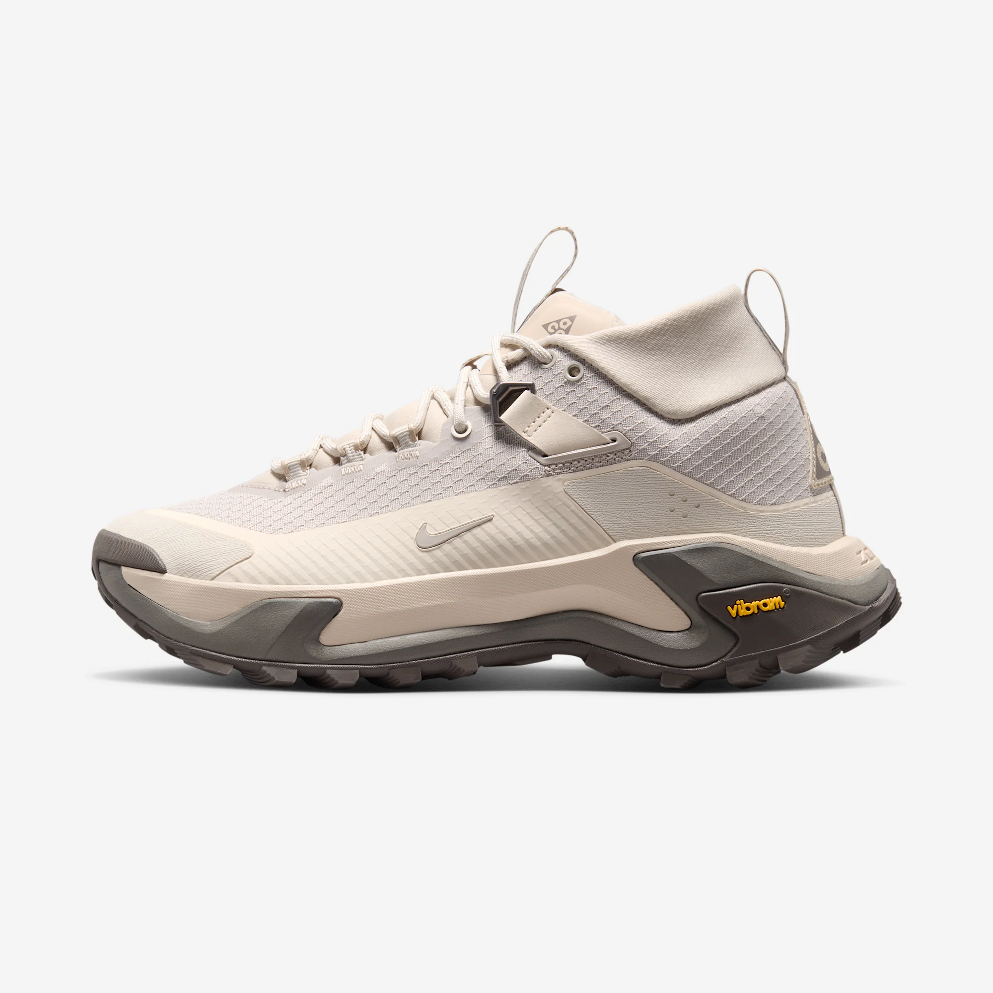 Nike ACG Zegama Hike "Cream" Cream II/Cream II/Light Orewood Brn