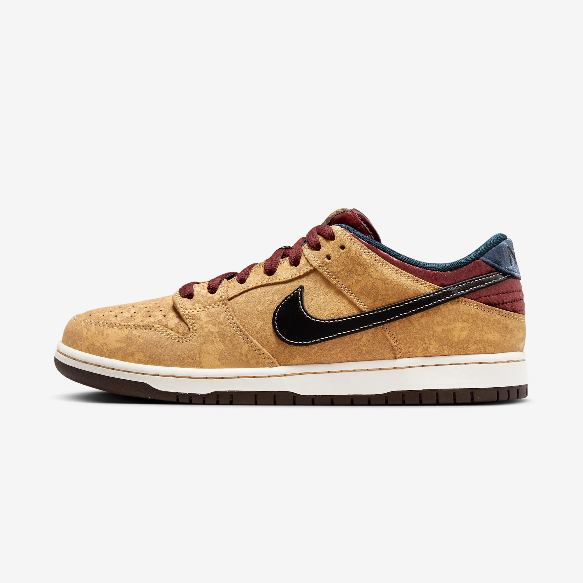Nike SB Dunk Low Pro "City of Cinema" Celestial Gold/Black/Dark Team Red/Armory Navy/Baroque Brown/Flat Gold