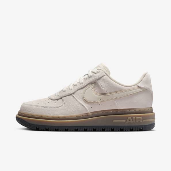 Nike Air Force 1 LX