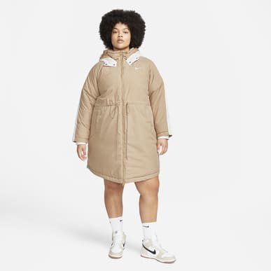 does nike plus size run small