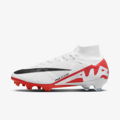 widest nike soccer cleats