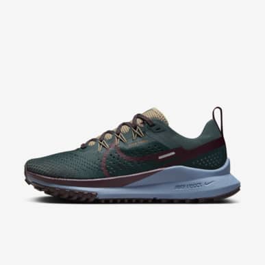 nike hiking shoes womens