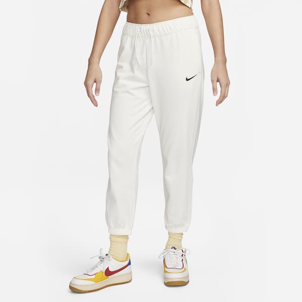 How to Measure Your Pant Size for Nike Women’s Pants . Nike JP