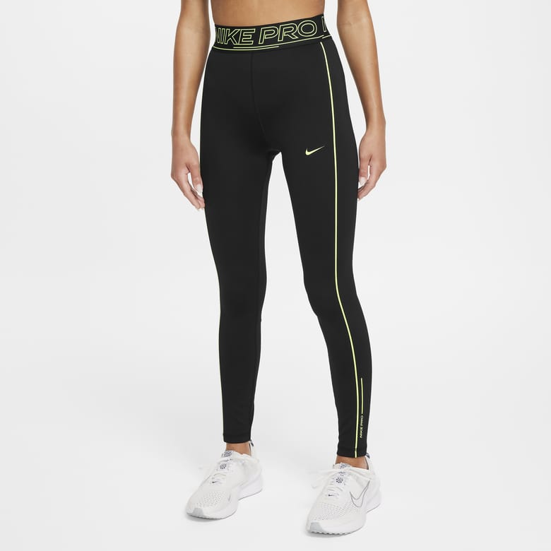 Des brassieres pour des corps qui changent. Nike CA