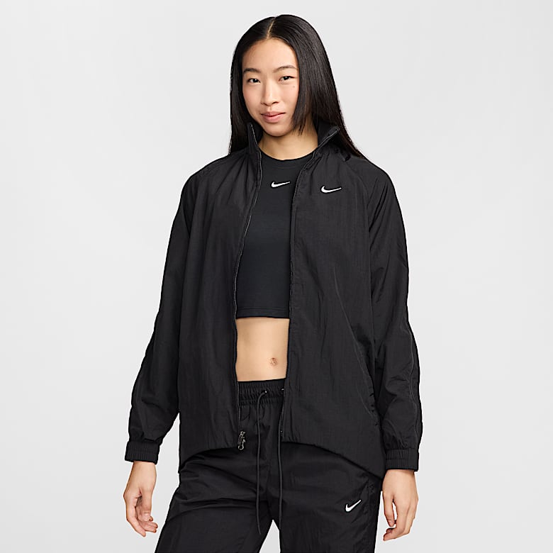 Nikeおすすめのウィメンズ フード付きジャケット.オンライン