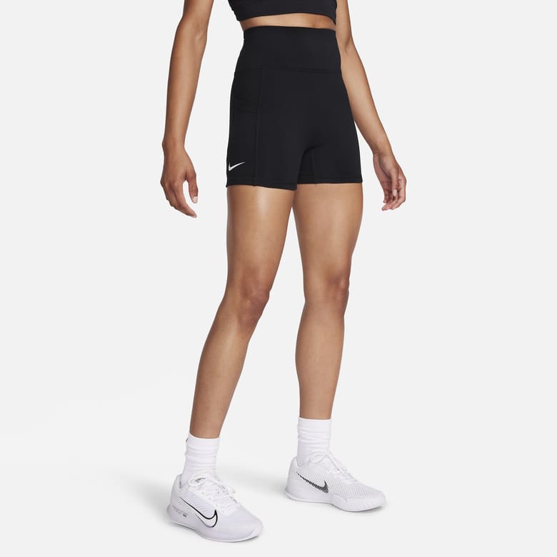 5 biker shorts outfit ideas to wear right now . Nike NL