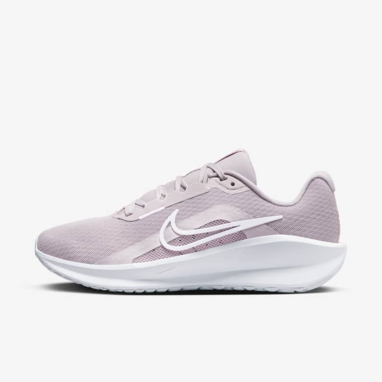 The best neutral running shoes by Nike. Nike RO