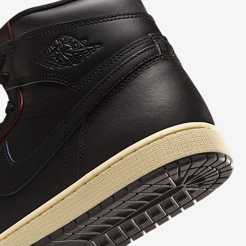 NIKE AIRJordan 17新品　専用ケース付き Nike Air Jordan 1 Retro High OG CO.JP 