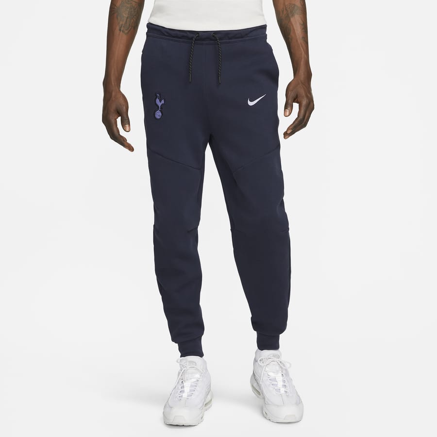 The Best Cosy Clothing by Nike to Shop Now. Nike IL