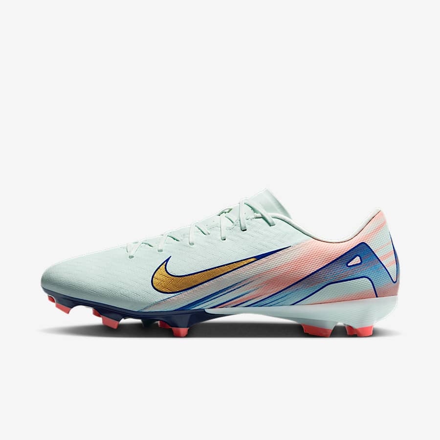 Los tacos de futbol Mercurial Dream Speed 009 innovan gracias a su responsividad. Nike MX