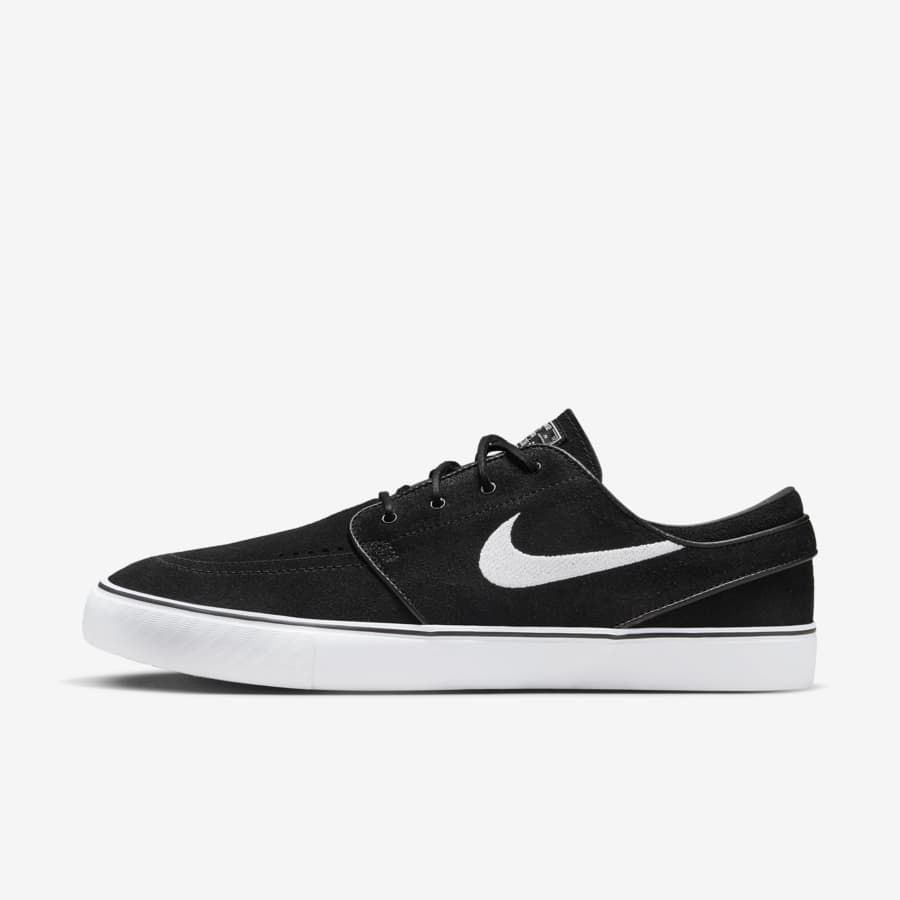black flat nike shoes