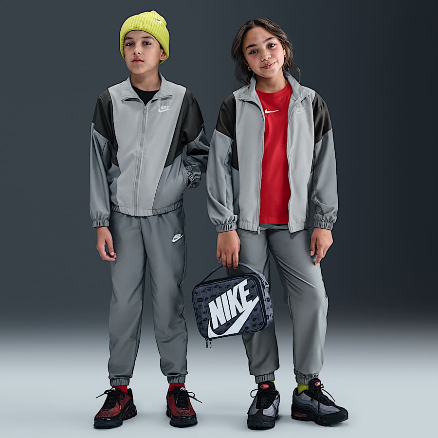 discount nike activewear