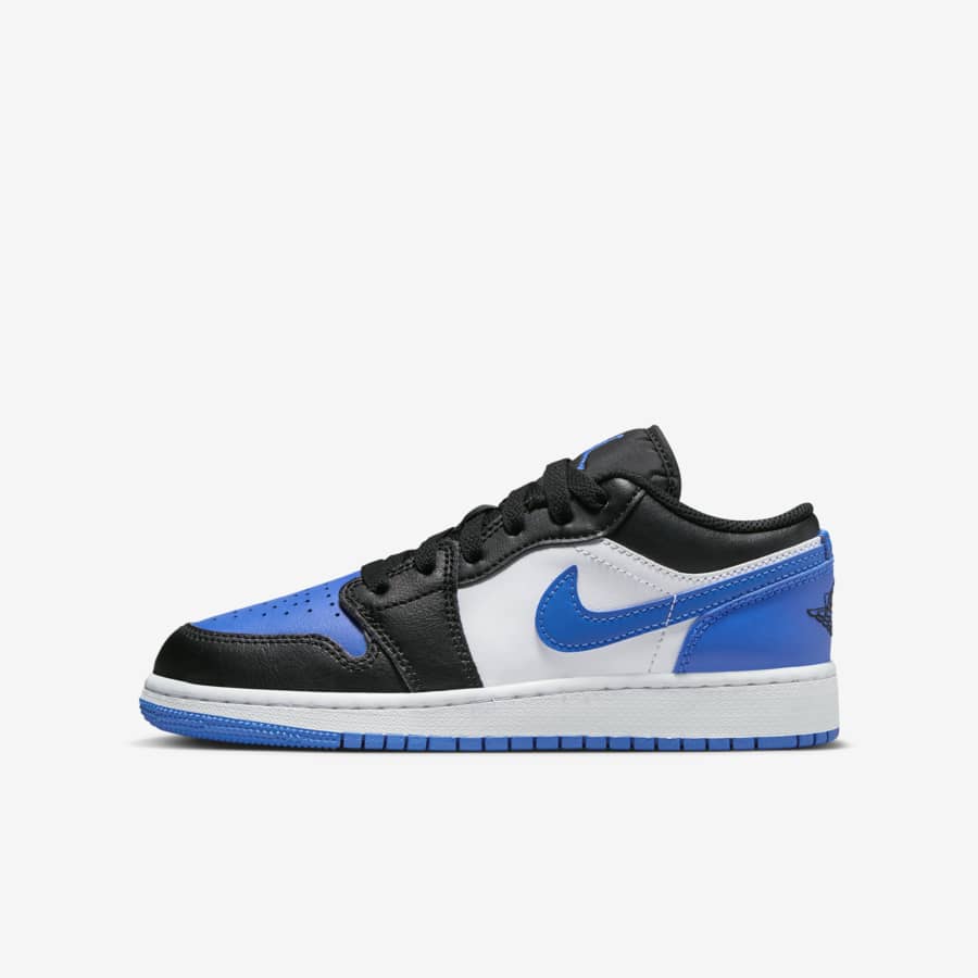 Red nike clearance trainers kids