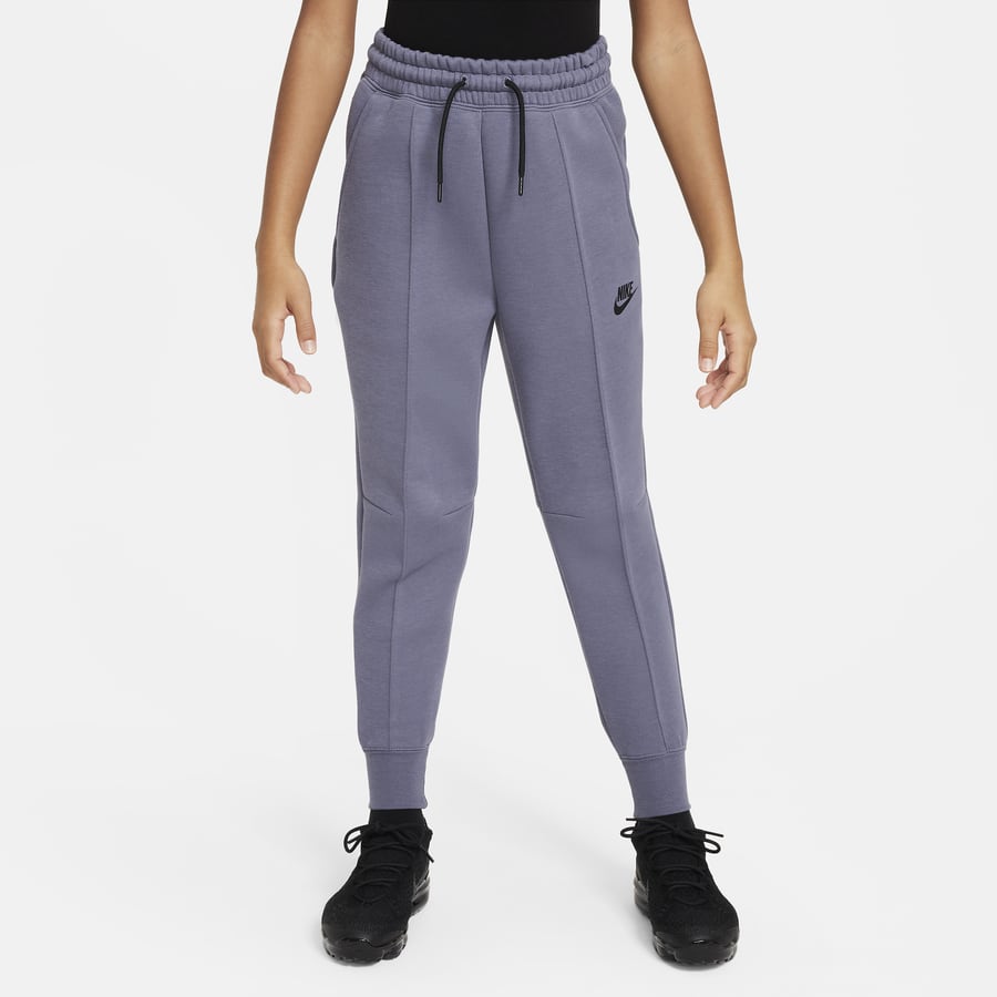 Check Out the Warmest Tracksuit Bottoms by Nike. Nike CA