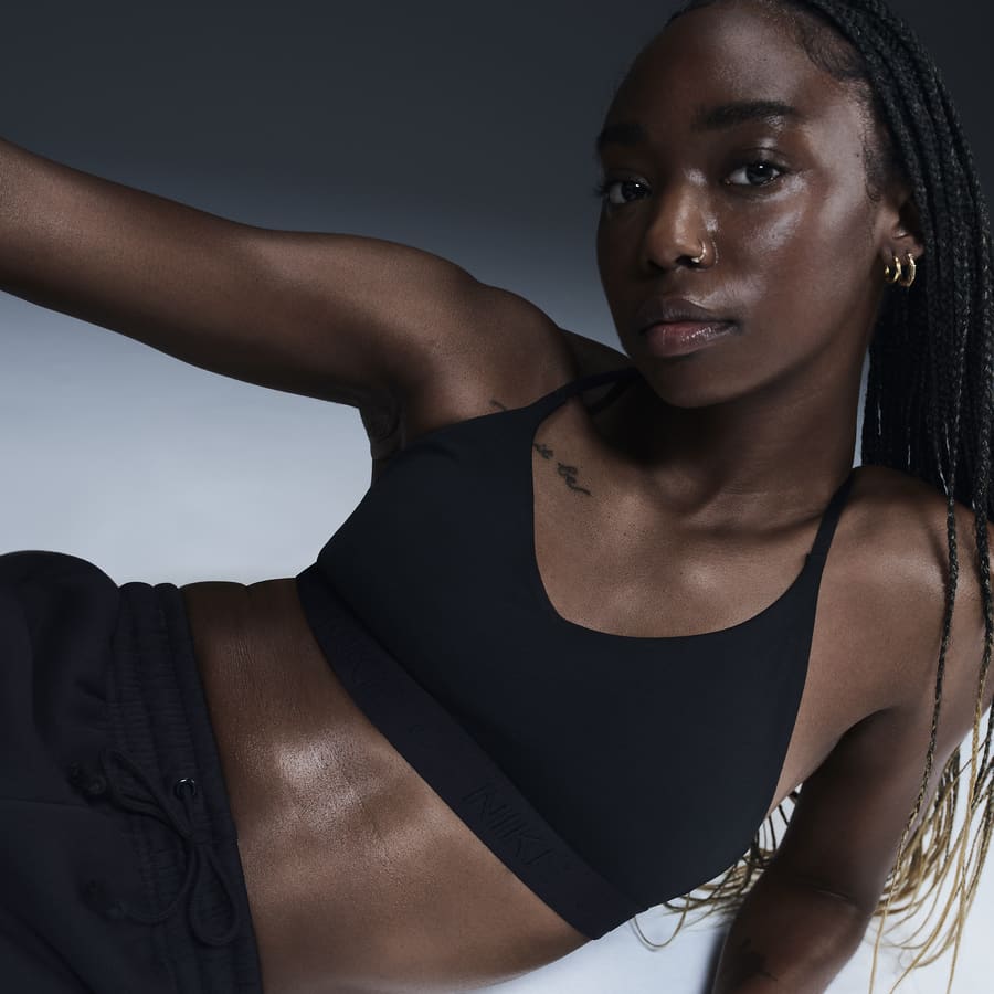 Comment prendre vos mesures pour trouver votre taille de brassiere de sport Nike. Nike FR